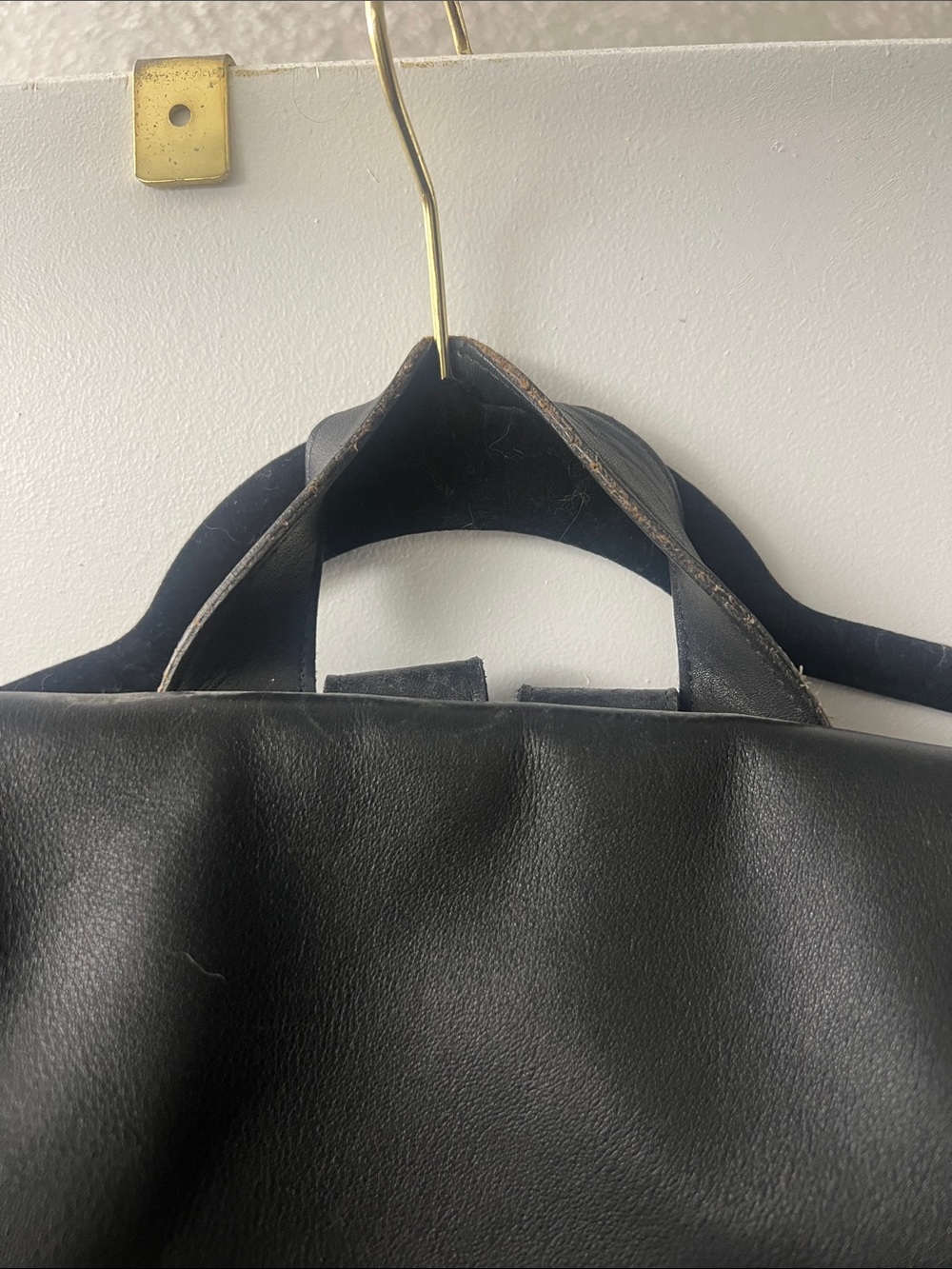 Coach SoHo Backsac 4134 Black Leather with Gold Hardware - Picture 3 of 7